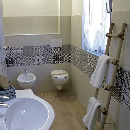 Tenuta Legnate-lake Maggiore, Mxp, Leonardo Accademy 3* Sesto Calende