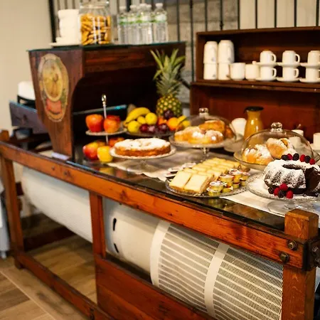 Couette-café Tenuta Legnate 3*