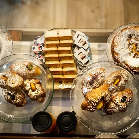 Bed and Breakfast Tenuta Legnate 3*